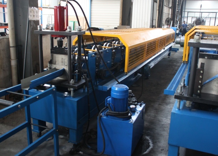 Steel Gutter Roll Forming Machine