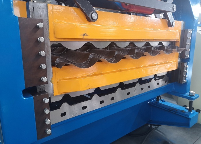 Double Layer Roll Forming Machine (step tile+trapezoidal profile)