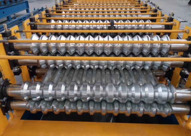 Double Layer Roof Forming Machine (corrugated+trapezoidal profile)