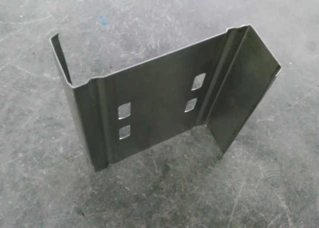 CZ Purlin Forming Machine-Pre Cutting