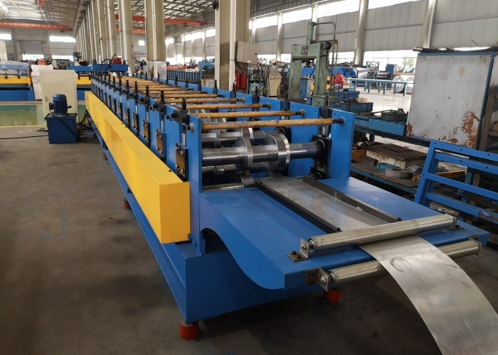 C Purlin Forming Machine-Pre Cutting