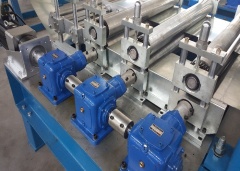Cut to Length Machine with Stacker