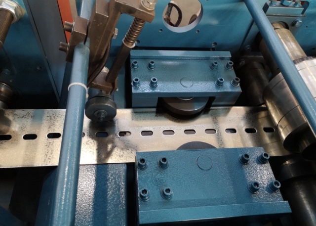 Bracket Forming Machine 41*41