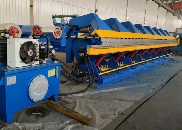 CNC Folding Machine