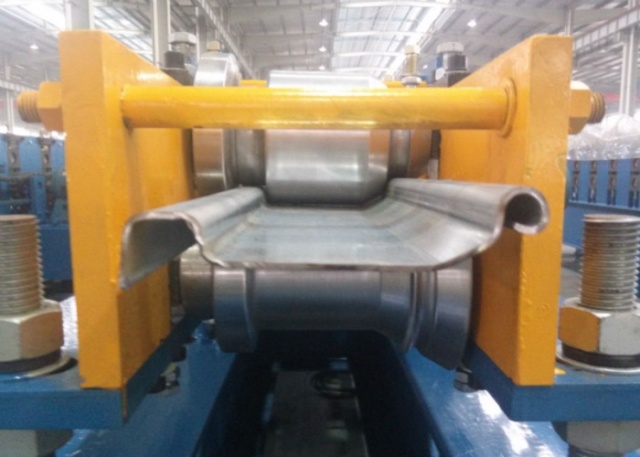 Rolling Shutter Door Forming Machine