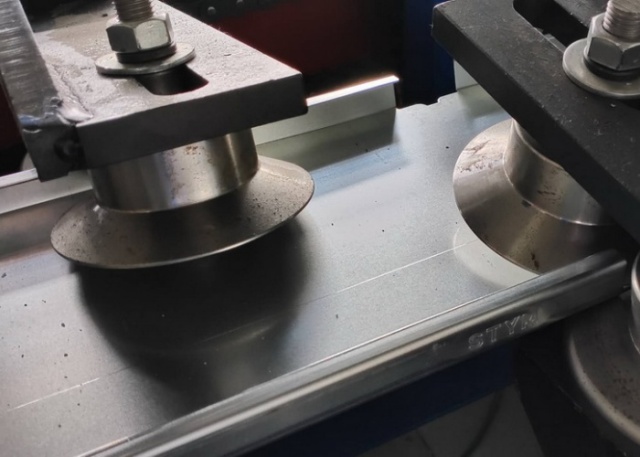 Storage Shelf Panel Roll Forming Machine