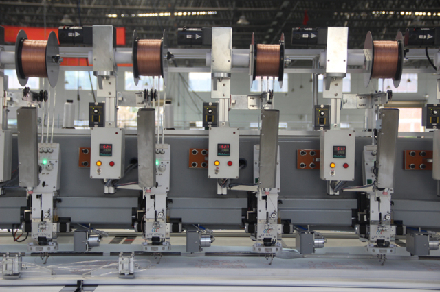 Heating Wire Sewing Machine/ Wire Stitching Machine for Automotive