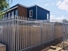 PALISADE FENCE