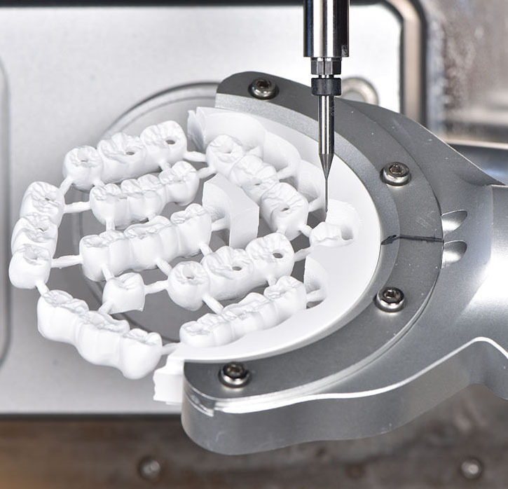 High-Precision 5-Axis Wet Dental Milling Machine for Crowns, Bridges & Implants – Multi-Material Compatible, Compact Design