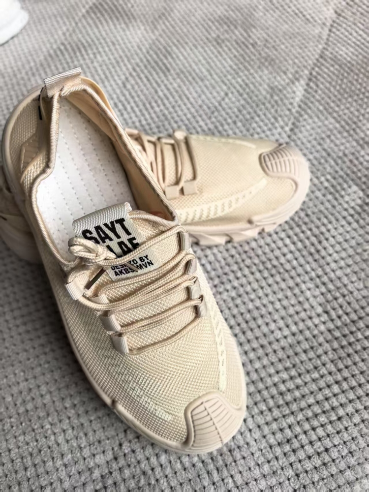 Sand Color Bungee Toe-Protected Casual Sneakers