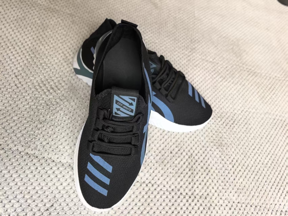 Black & Blue Stripe Knit Casual Sneakers