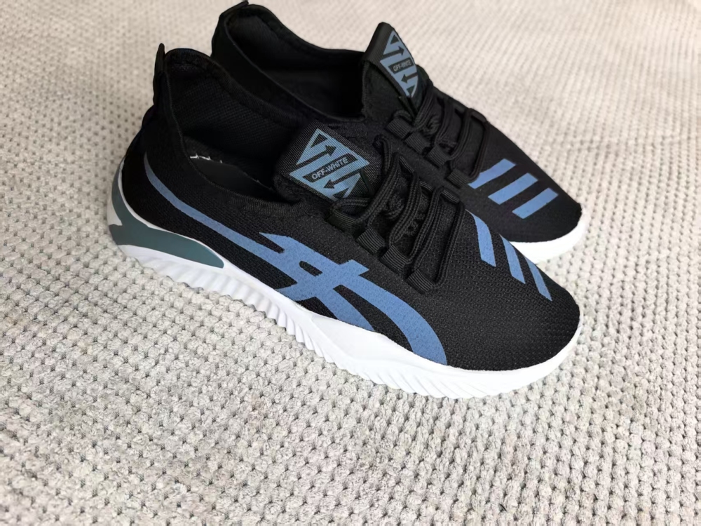 Black & Blue Stripe Knit Casual Sneakers