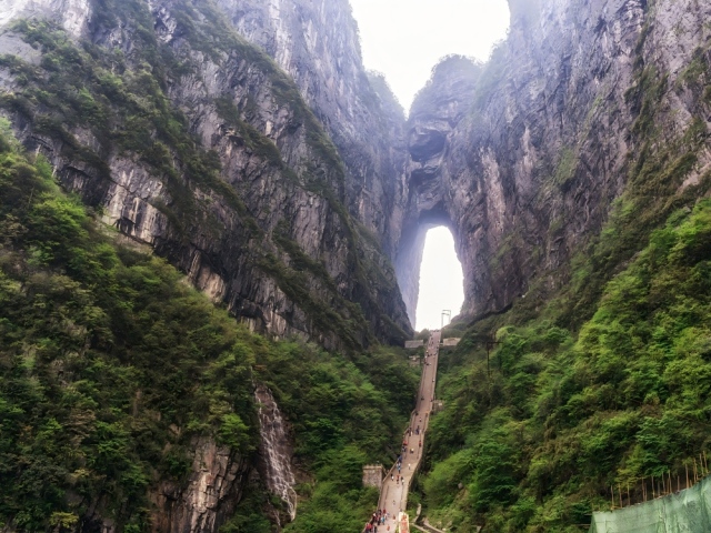 10-Day Guangzhou - Zhangjiajie - Chongqing - Chengdu Cultural & Scenic Tour,PRChina China Tour,10-Day Guangzhou - Zhangjiajie - Chongqing - Chengdu Cultural & Scenic Tour-PRChina China Tour