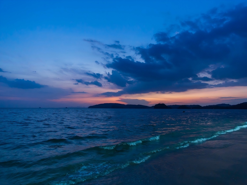 10-Day Guangzhou - Zhangjiajie - Chongqing - Chengdu Cultural & Scenic Tour,PRChina China Tour,10-Day Guangzhou - Zhangjiajie - Chongqing - Chengdu Cultural & Scenic Tour-PRChina China Tour