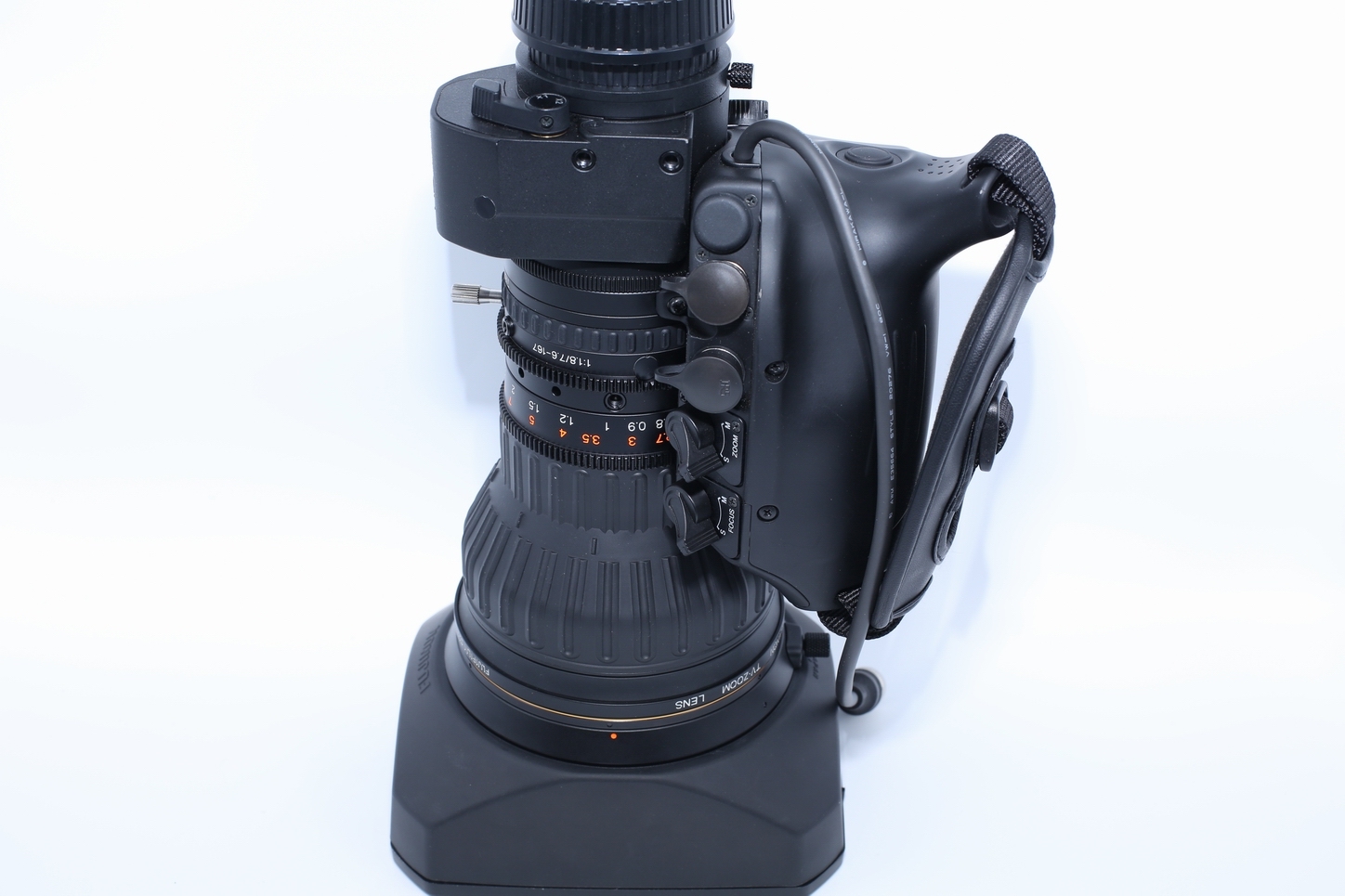 Fujinon ZA22X7.6BERD-S10 2/3" HD Select Series Zoom with 2x Extender & S10 Servo