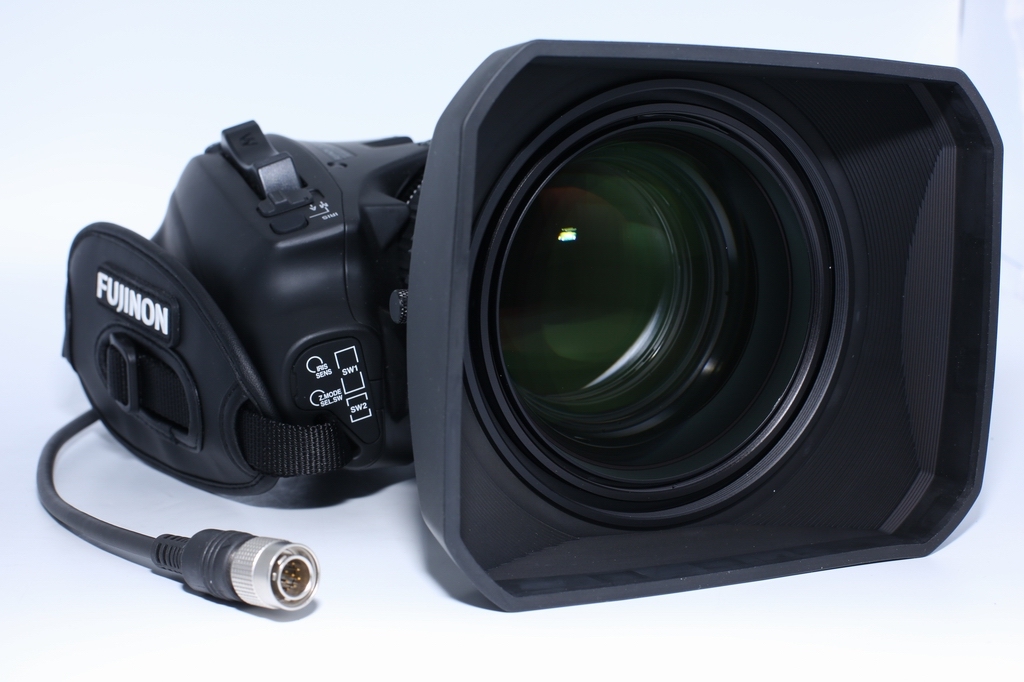 Fujinon ZA22X7.6BERD-S10 2/3" HD Select Series Zoom with 2x Extender & S10 Servo