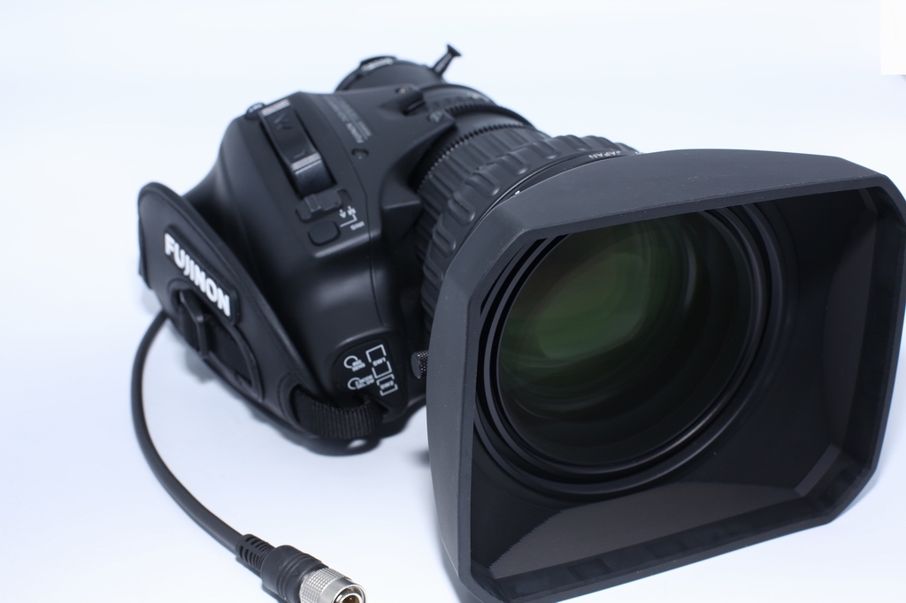 Fujinon ZA22X7.6BERD-S10 2/3" HD Select Series Zoom with 2x Extender & S10 Servo