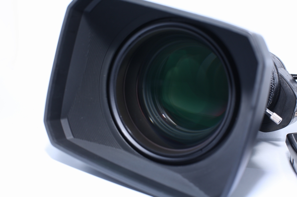 Fujinon ZA17x7.6BERM 2/3" 17x Standard ENG HD Lens with 2x Extender
