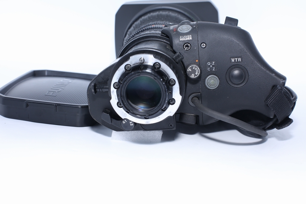 Fujinon ZA17x7.6BERM 2/3" 17x Standard ENG HD Lens with 2x Extender