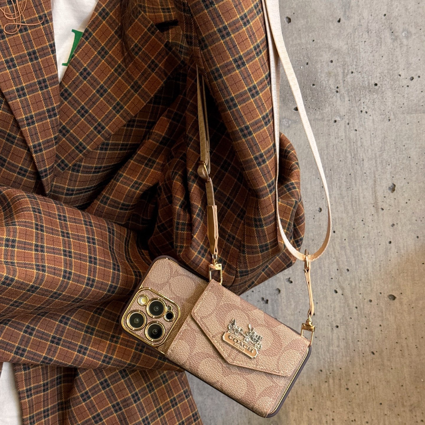Coach iphone Case with cardholdeer