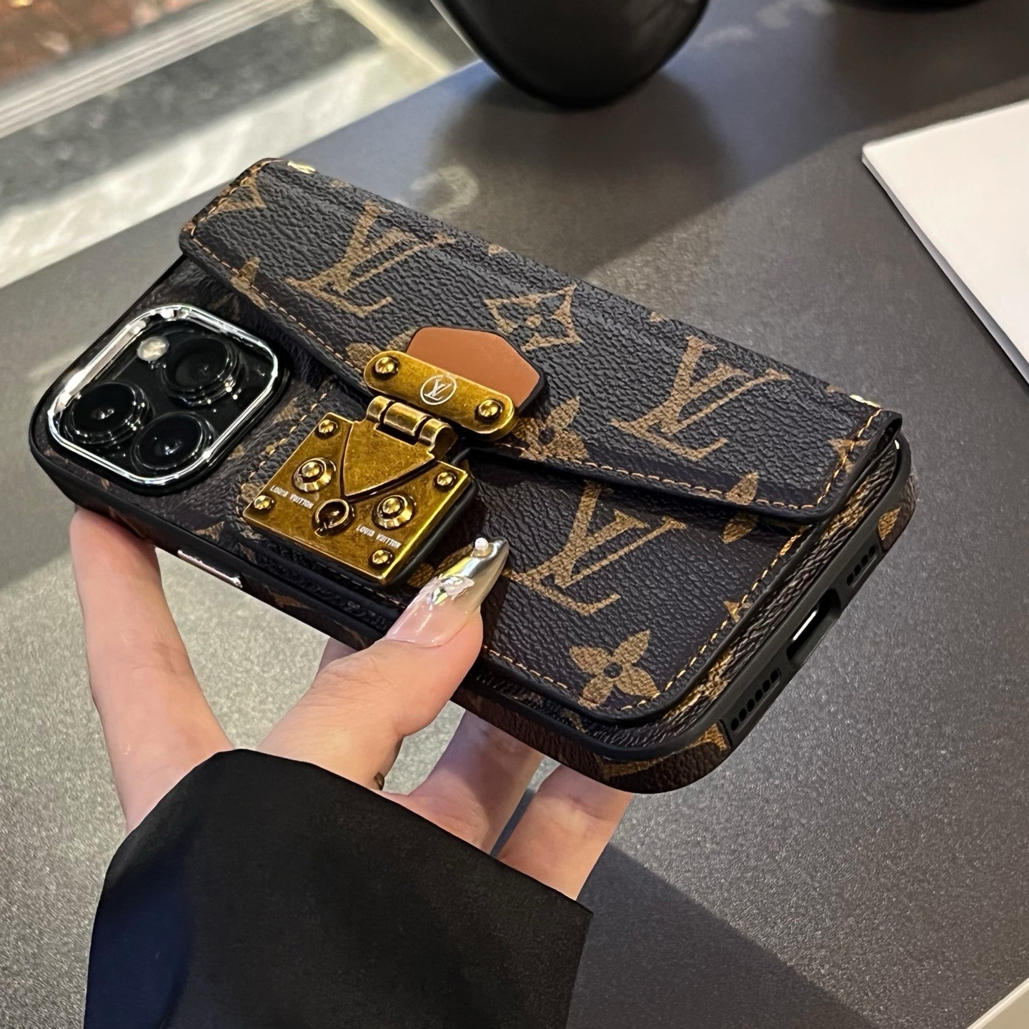 L series Phone case 3006/Accorion card holder(subject to the video)