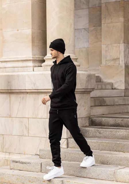 Lanwo Wholesale Embossed Designer Hoodies Good Quality Clothing Sweatsuits Unisex Hoodie Joggers Suits Set Tracksuit For Men