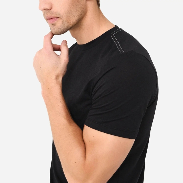 Custom Logo High Quality Branded Mens Sports Clothing Lightweight Muscle Slim Quick Dry Polyester T Shirt Running Shirt