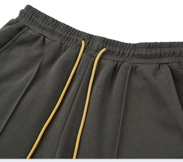 New spring and summer loose casual embroidered straight shorts for men