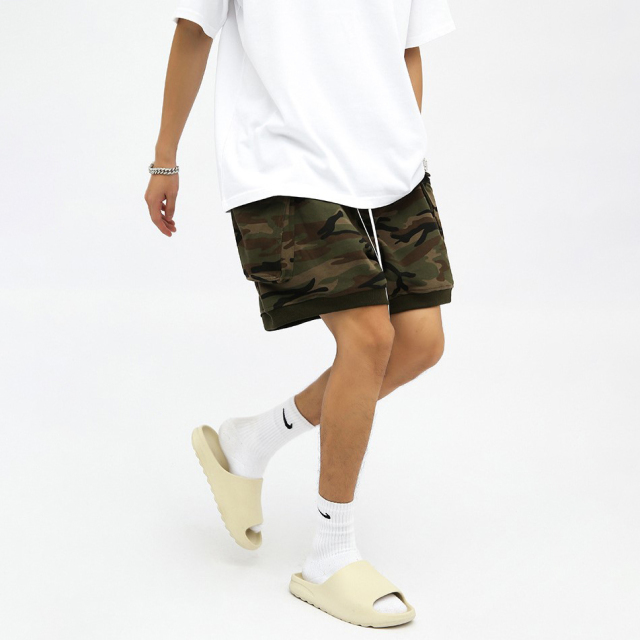 New summer men's loose camouflage casual shorts