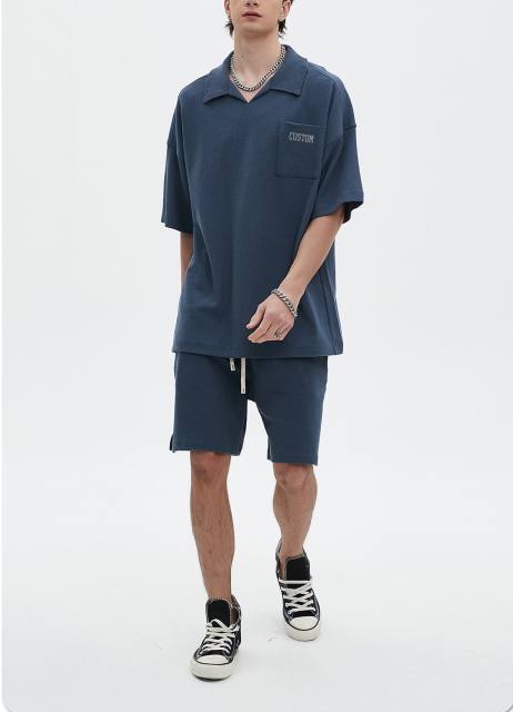 Summer 2024 Wholesale Breathable 100% Cotton Waffle Oversize Suit Short Sleeve V Neck Tee And Shorts Set For Men