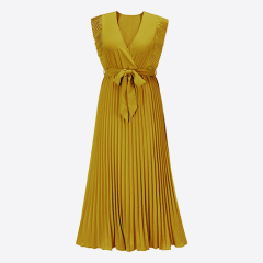 Europe and The United States Temperament Beach Long Dress Fashion Slim Sexy Lotus Sleeve Chiffon Pleated Skirt Solid