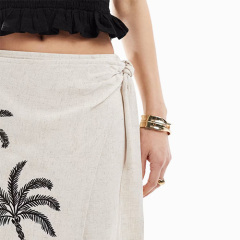 New Broderies Palmiers Avec Franges Et Détail Noué Surle Côté - Beige Dress