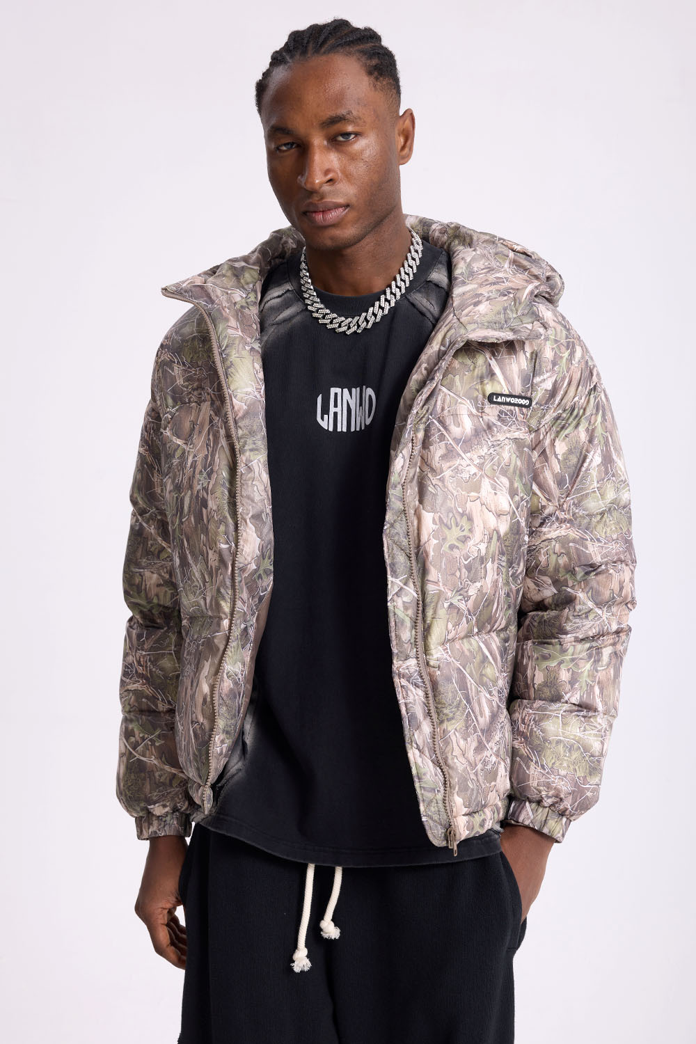 Custom insulated double-breasted men's winter puffer jackets for warmth