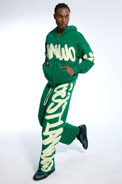 Manufacturer custom 100% cotton zip-up hoodie & acid-washed embroidered patch sweatpants set