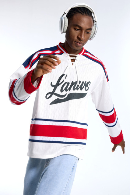 Custom designed mesh crochet, breathable and shrink-resistant