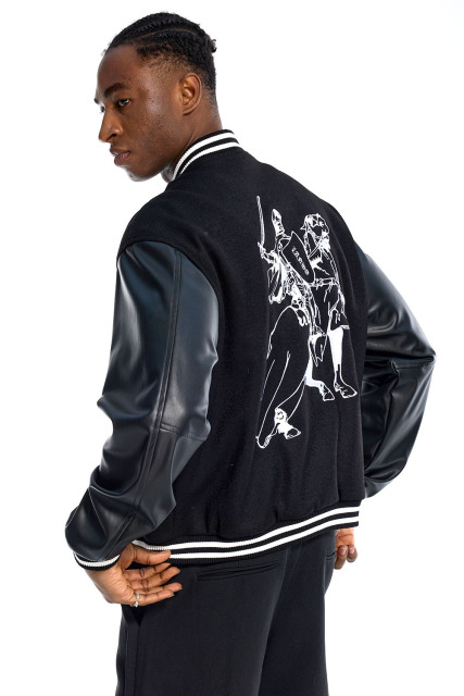 Custom Streetwear Black Varsity Jacket - Contrast Leather Sleeves & Embroidered Detail Casual Bomber