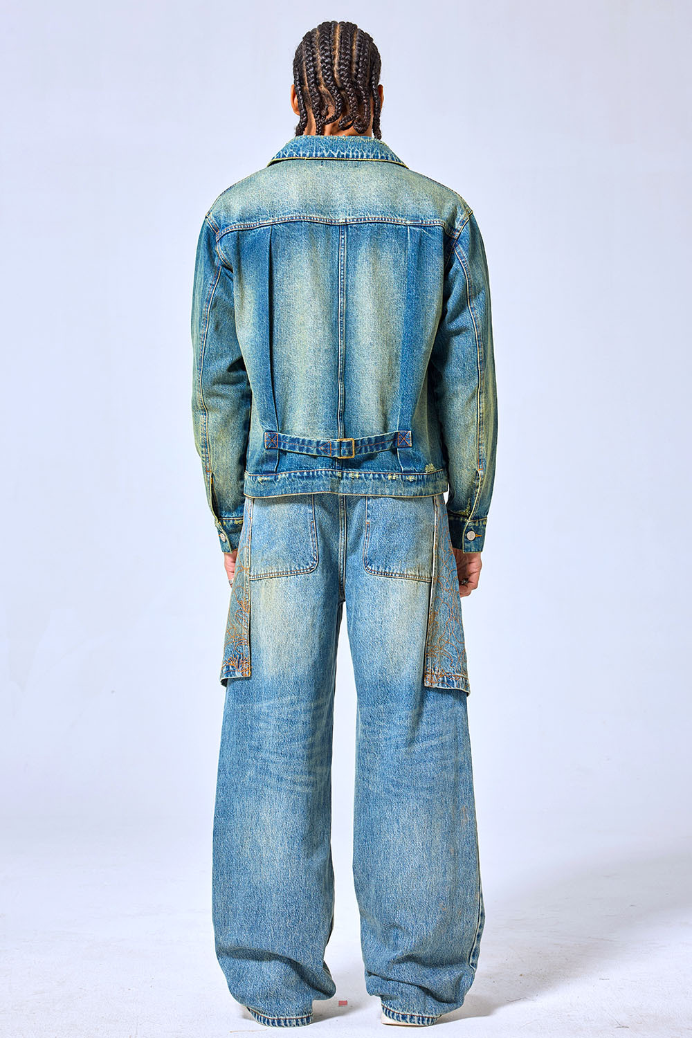 OEM Custom Logo Vintage Faded Blue Denim Trucker Jacket - Streetwear Workwear Button-Up Coat