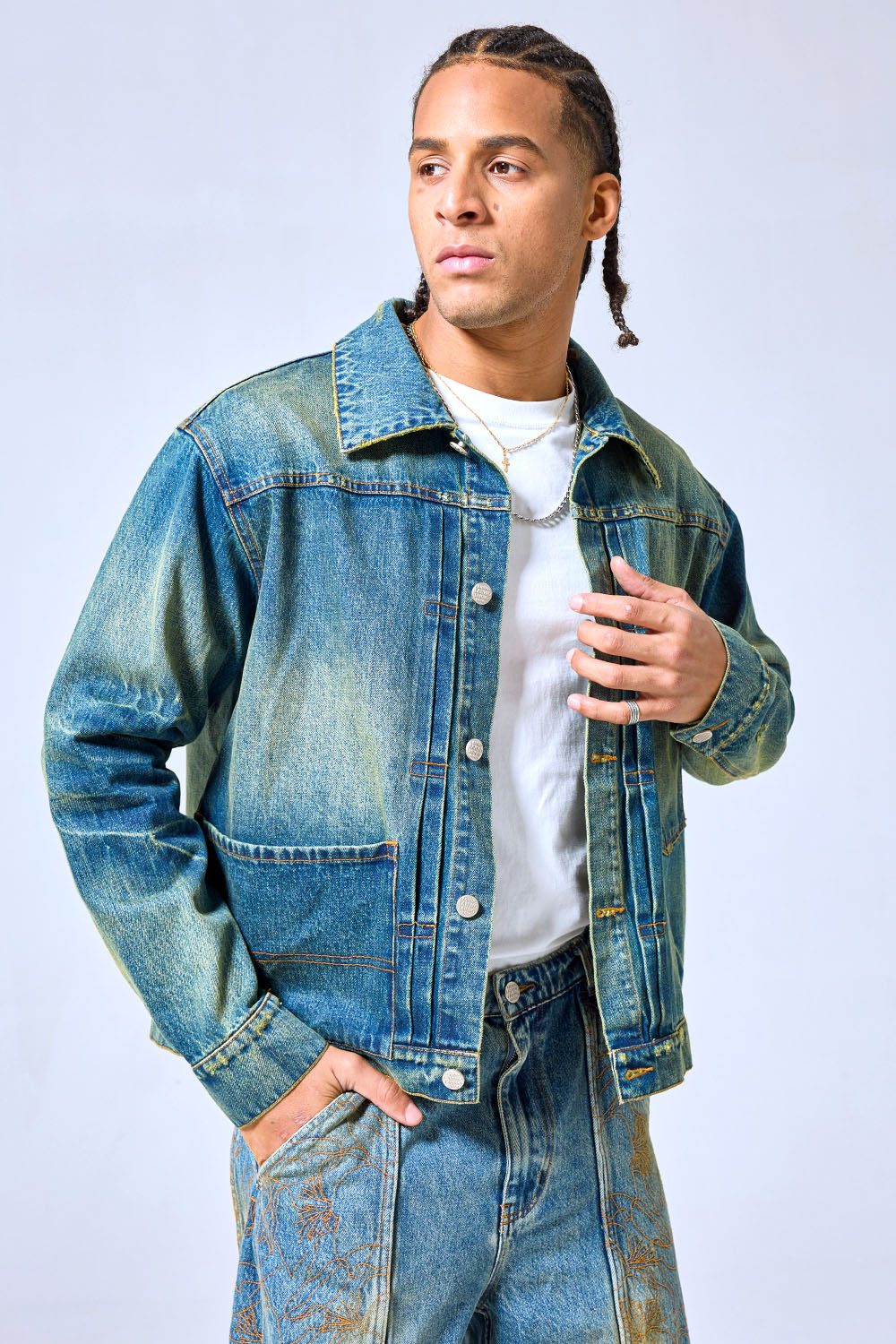 OEM Custom Logo Vintage Faded Blue Denim Trucker Jacket - Streetwear Workwear Button-Up Coat