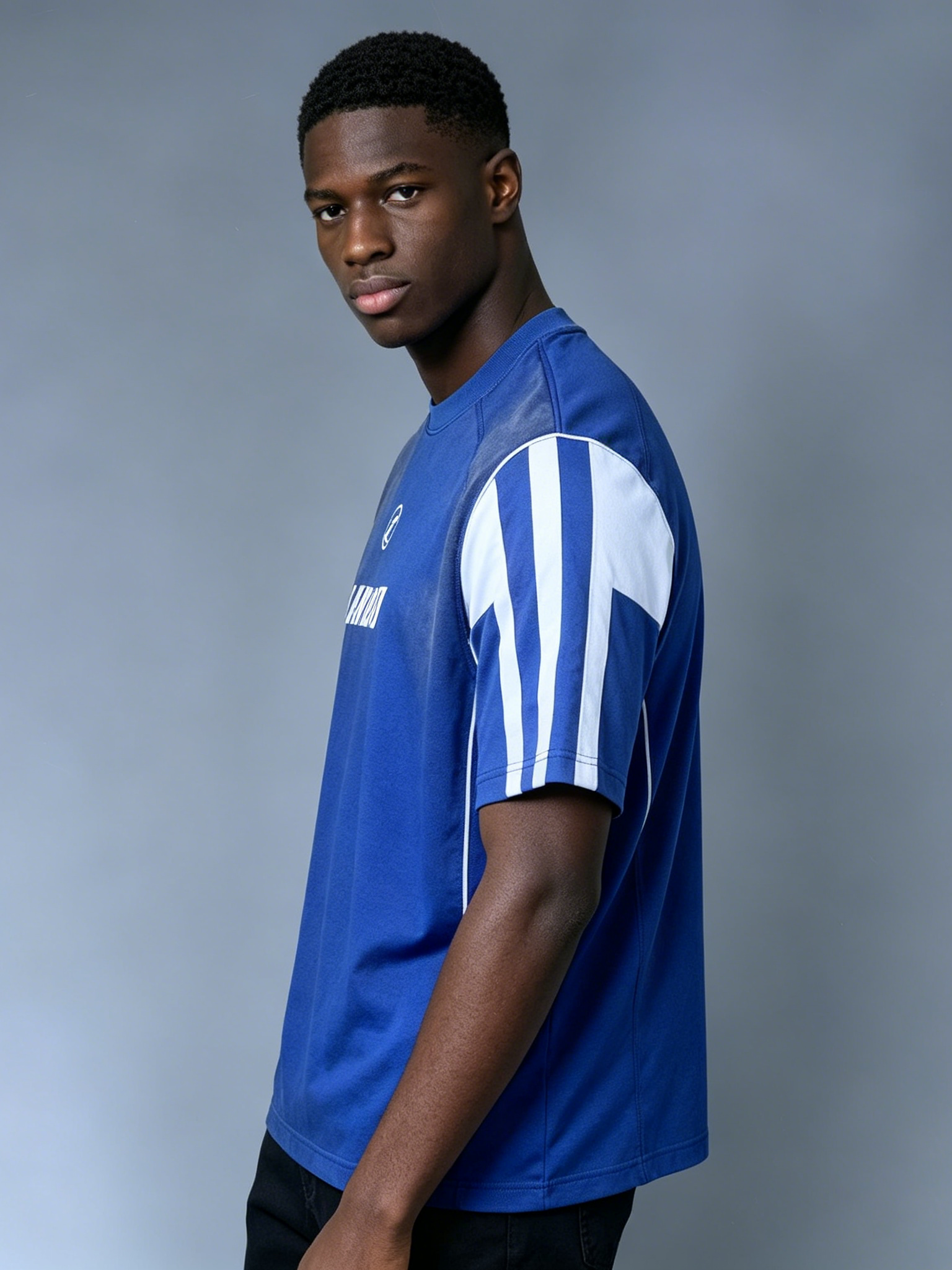Custom Sporty Racing Stripe T-Shirt - LW&SUNKUN Men's Retro Soccer Jersey Style Streetwear Tee OEM/ODM Wholesale