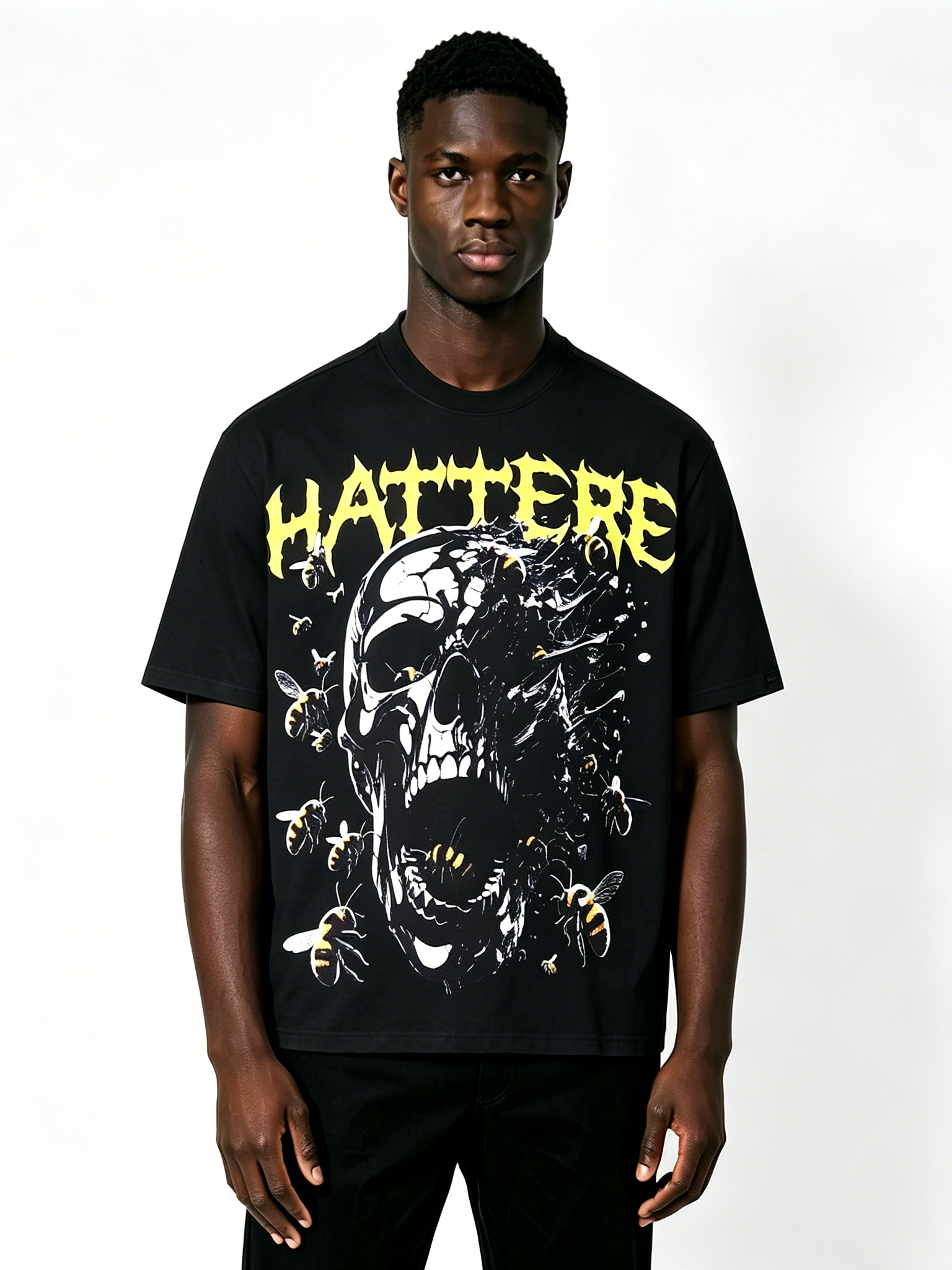 Custom Black Skull & Bees Graphic T-Shirt - LW&SUNKUN Men's "HATTERE" Gothic Streetwear Tee OEM/ODM Wholesale