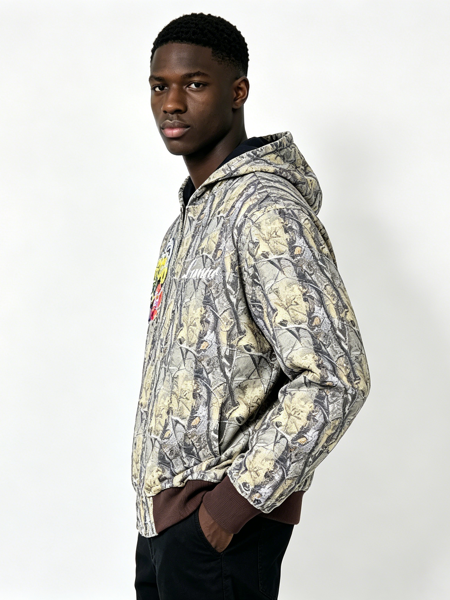 Custom Realtree Camo Patchwork Zip-Up Hoodie - LW&SUNKUN Men's Graffiti Patches Streetwear Hoodie OEM/ODM Wholesale