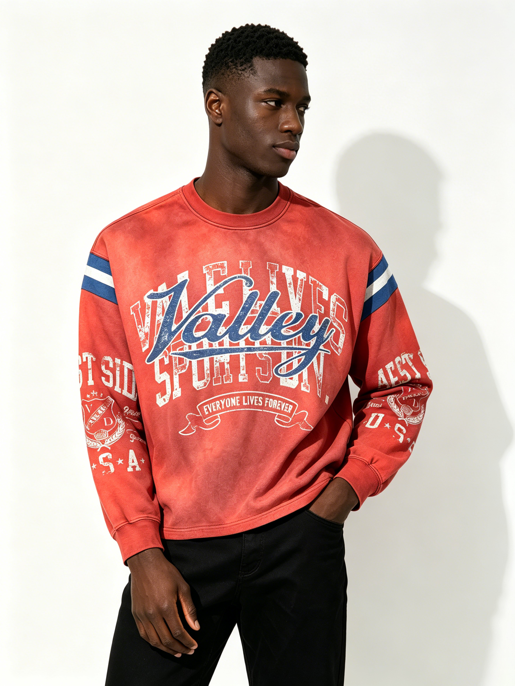 Custom Vintage Acid Wash Red Crewneck Sweatshirt Valley Retro Varsity Distressed Print Striped Sleeve Oversized Unisex Streetwear Pullover OEM ODM Private Label Custom Logo Wash Fabric