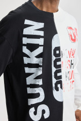 Custom Black‑White Split Spliced Long Sleeve Tee | Men Oversized Vintage Grunge Streetwear Contrast Panel Graphic T‑Shirt