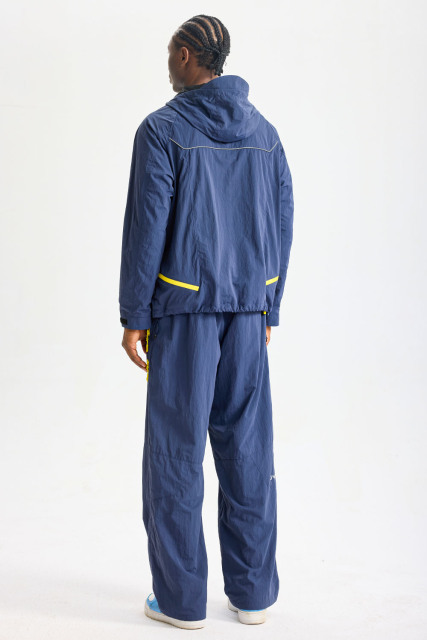 Custom Navy Yellow Contrast Zip‑Pocket Outdoor Tracksuit 2‑Piece Set | Men Hooded Windbreaker Jacket & Wide‑Leg Pants Hiking Streetwear Sweatsuit