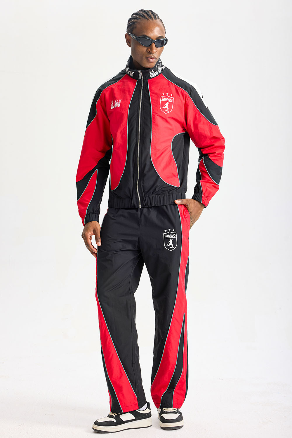 Custom Red‑Black Soccer Color‑Block Tracksuit 2‑Piece Set | Men Crinkle Nylon Stand‑Collar Windbreaker & Straight‑Leg Pants Retro Sport Streetwear Sweatsuit