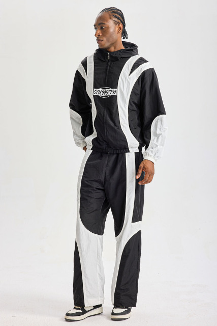 Custom Black‑White Curved Spliced Hooded Tracksuit 2‑Piece Set | Men Crinkle Nylon Zip‑Up Hooded Windbreaker & Wide‑Leg Pants Retro Racing Streetwear Sweatsuit