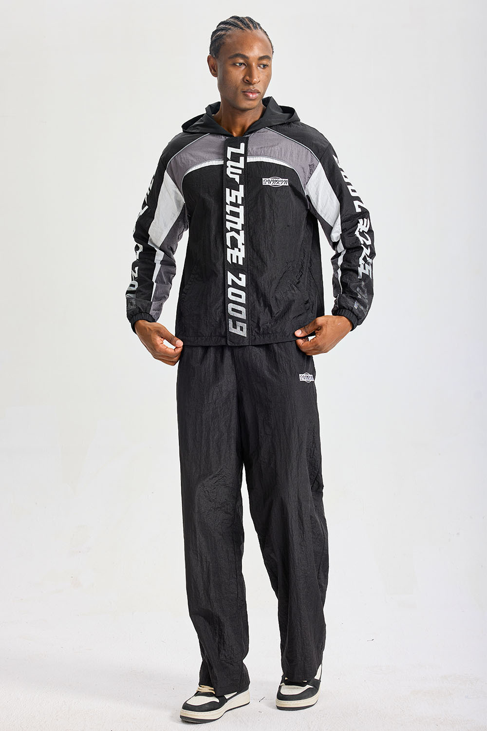 Custom Retro 2009 Graphic Color‑Block Hooded Tracksuit 2‑Piece Set | Men Crinkle Nylon Zip‑Up Windbreaker & Wide‑Leg Pants Streetwear Sweatsuit