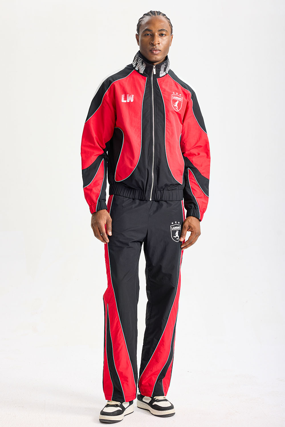 Custom Red‑Black Soccer Color‑Block Tracksuit 2‑Piece Set | Men Crinkle Nylon Stand‑Collar Windbreaker & Straight‑Leg Pants Retro Sport Streetwear Sweatsuit