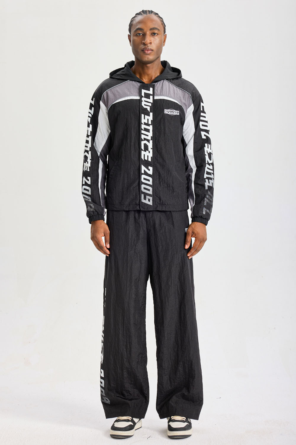 Custom Retro 2009 Graphic Color‑Block Hooded Tracksuit 2‑Piece Set | Men Crinkle Nylon Zip‑Up Windbreaker & Wide‑Leg Pants Streetwear Sweatsuit