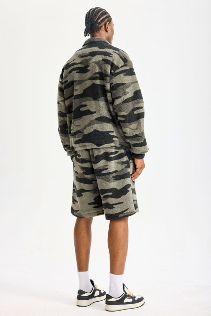 Custom Camo Sherpa Fleece 2‑Piece Short Set | Men Oversized Collared Full Zip Jacket & Camouflage Shorts Streetwear Outfit